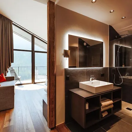 Hotel Mea Via 4*